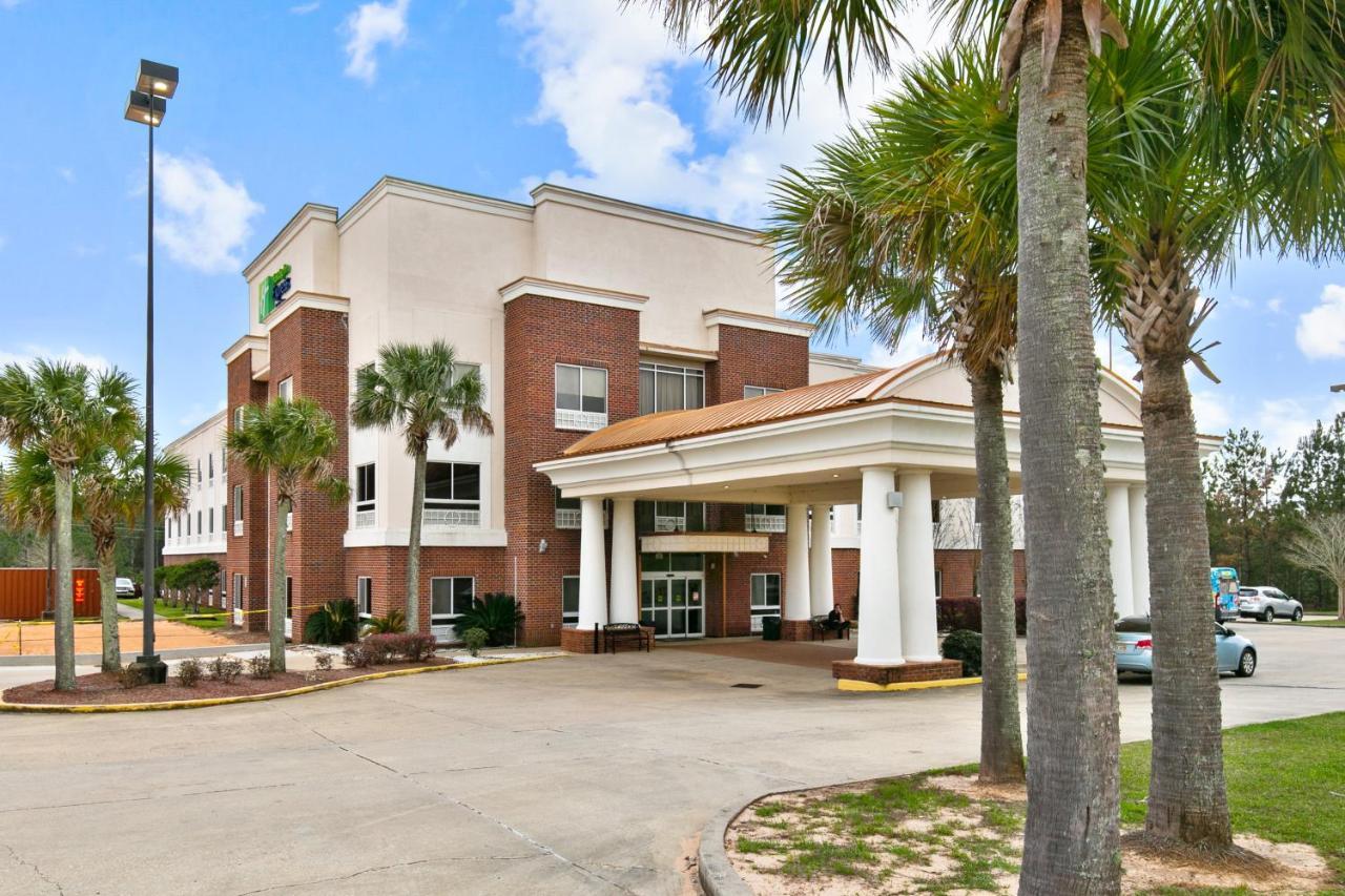 Holiday Inn Express Hotel & Suites Lucedale By Ihg Bagian luar foto