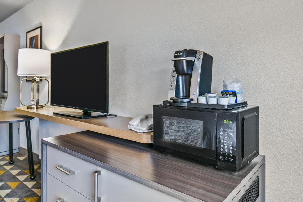 Holiday Inn Express Hotel & Suites Lucedale By Ihg Bagian luar foto