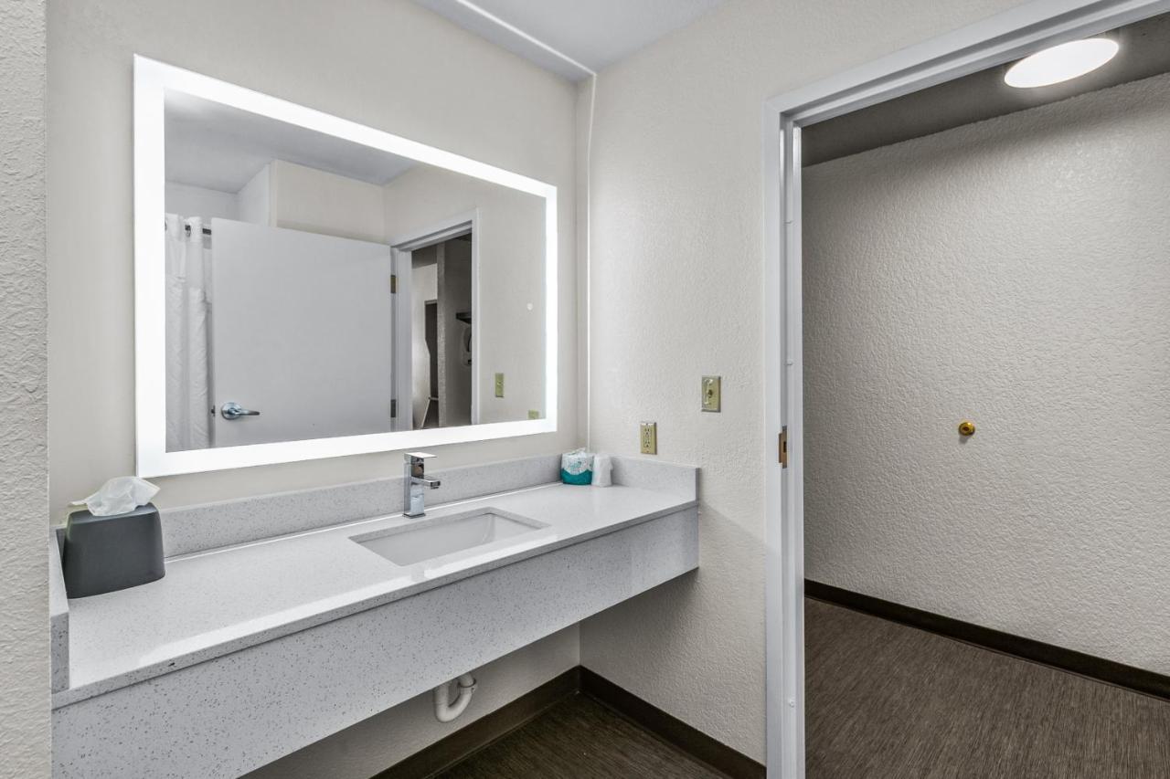Holiday Inn Express Hotel & Suites Lucedale By Ihg Bagian luar foto