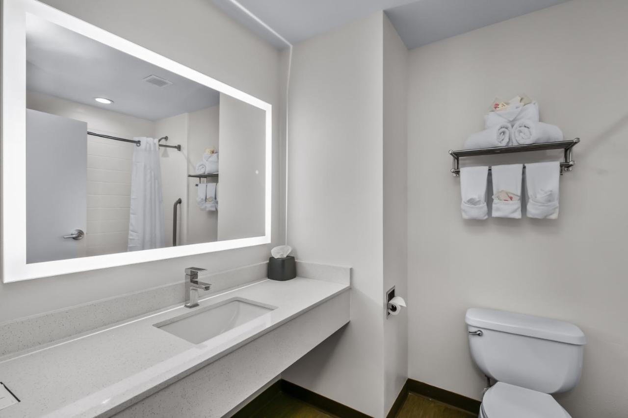 Holiday Inn Express Hotel & Suites Lucedale By Ihg Bagian luar foto