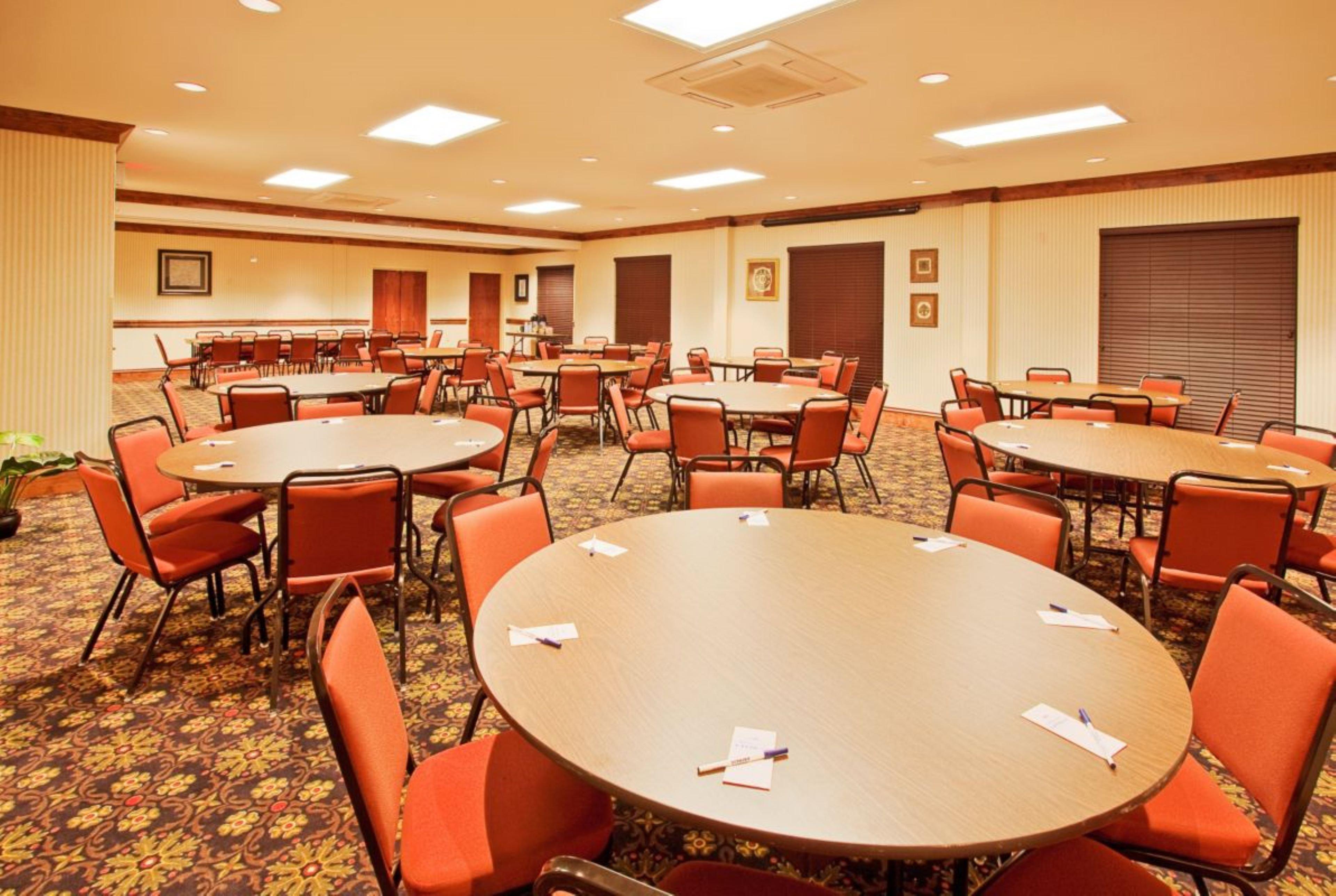 Holiday Inn Express Hotel & Suites Lucedale By Ihg Bagian luar foto