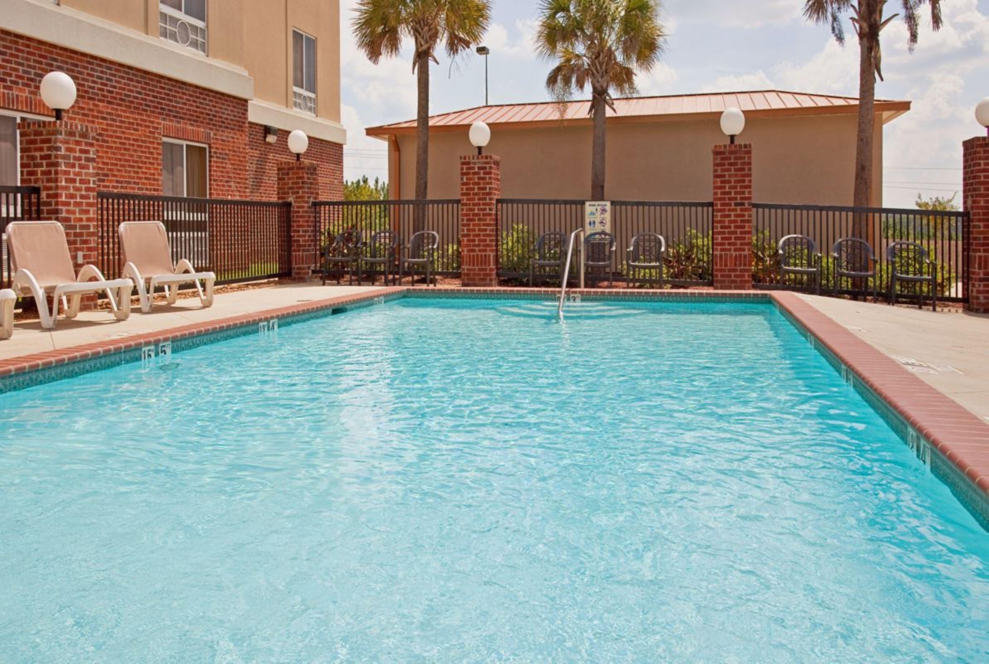 Holiday Inn Express Hotel & Suites Lucedale By Ihg Bagian luar foto